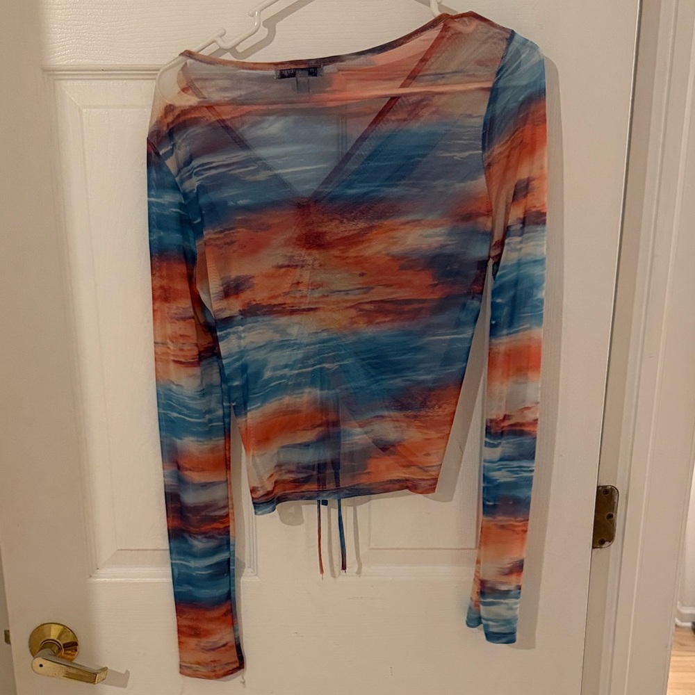 Colorful Ruched V-Neck Blouse - Picture 2 of 3